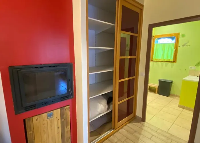 T2 Spacieux Apartmán *
